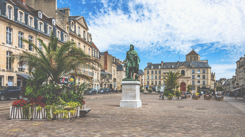 Place Saint-Sauveur, Caen